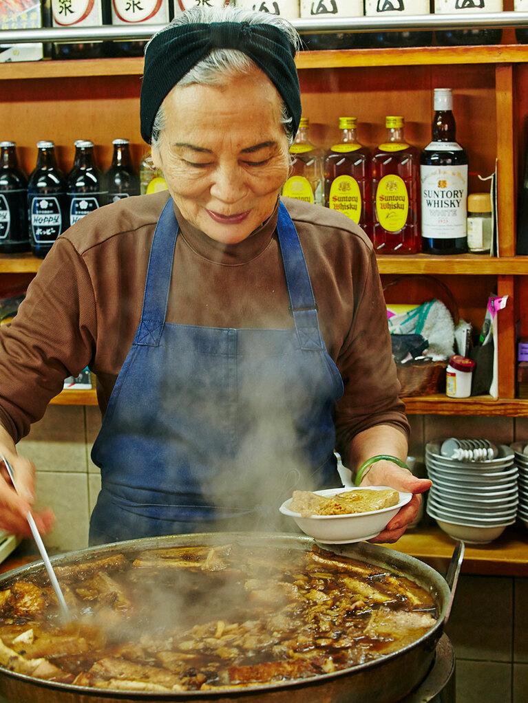 牛肉豆腐はひとり1皿食べる人がほとんど。