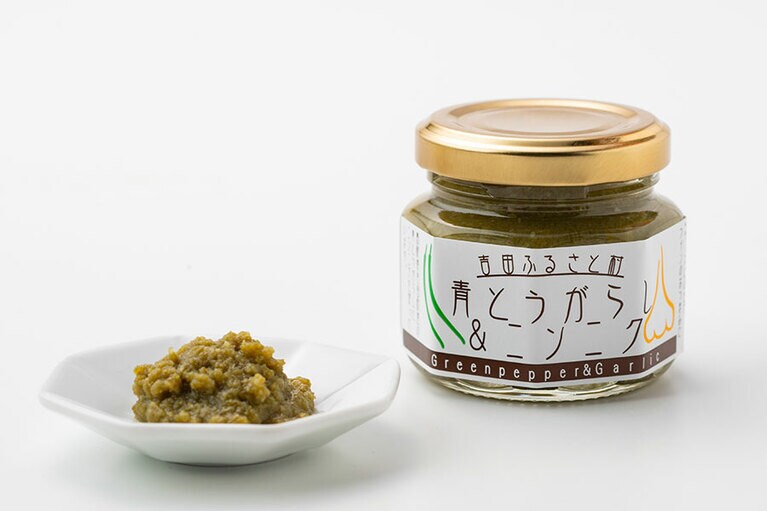 青とうがらし＆ニンニク 432円(60g)。