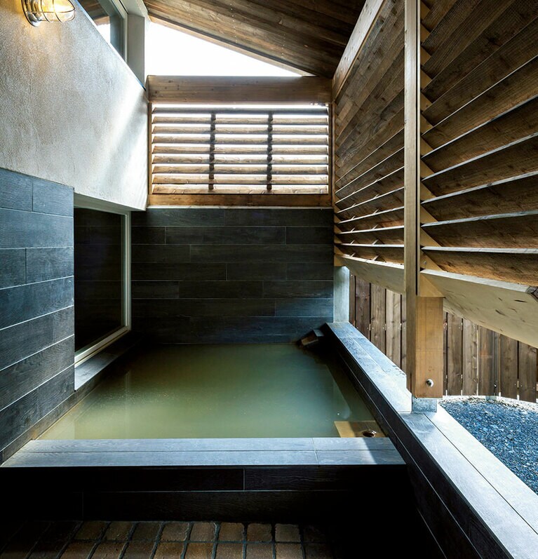 予約制の貸切露天風呂は1回 2,500円。