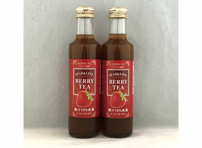 【特別賞】［北関東エリア］ウィンウィン「スパーリングベリーティー」(200ml)540円。