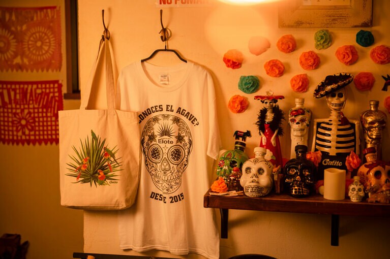 オリジナルグッズもプロデュース。