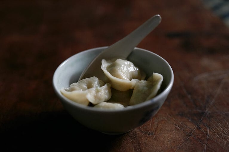 セロリの水餃子。餃子のほか、夜に飲む1杯のお酒＆お茶も教わっています。
