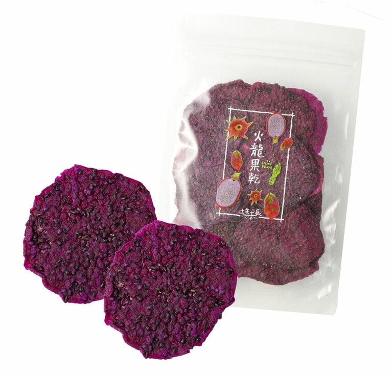 【土生土長】コーディネーターおすすめ「スーパーフードのレッドドラゴンフルーツをセミドライで。砂糖不使用なのにすごく甘い！」薄くて軽くておみやげにも◎。火龍果乾 270元。