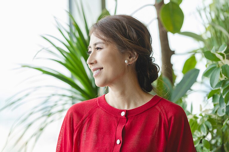 「老眼で本を読むのが辛いという人にもオススメ」と堀井美香さん。