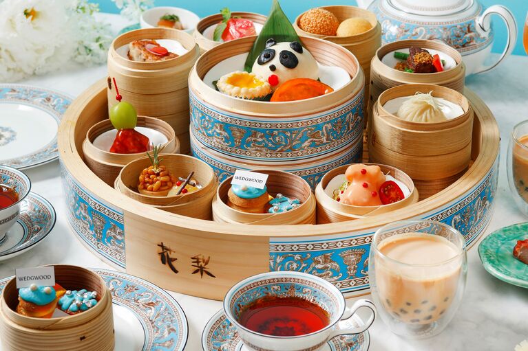 「チャイニーズ・アフタヌーンティー with ウェッジウッド」のイメージ。1名8,855 円（税・サ込）。完全予約制。