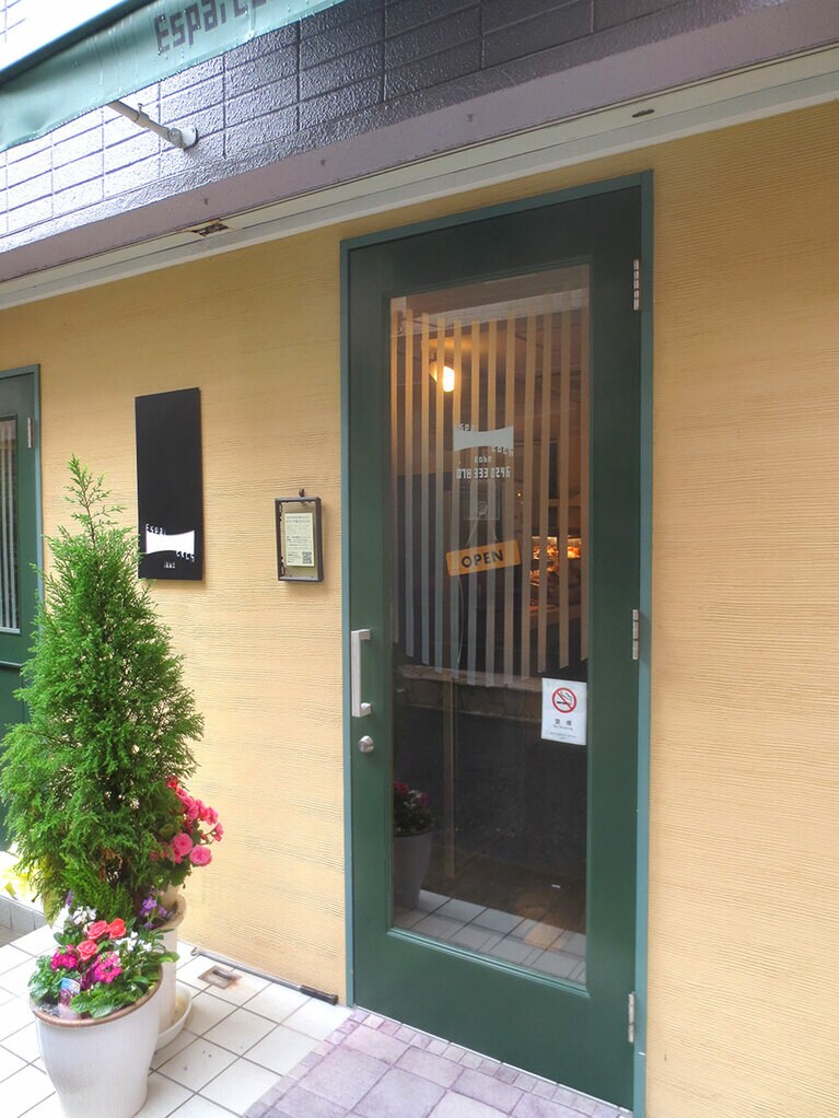 「イタリア菓子のススメ」外観。