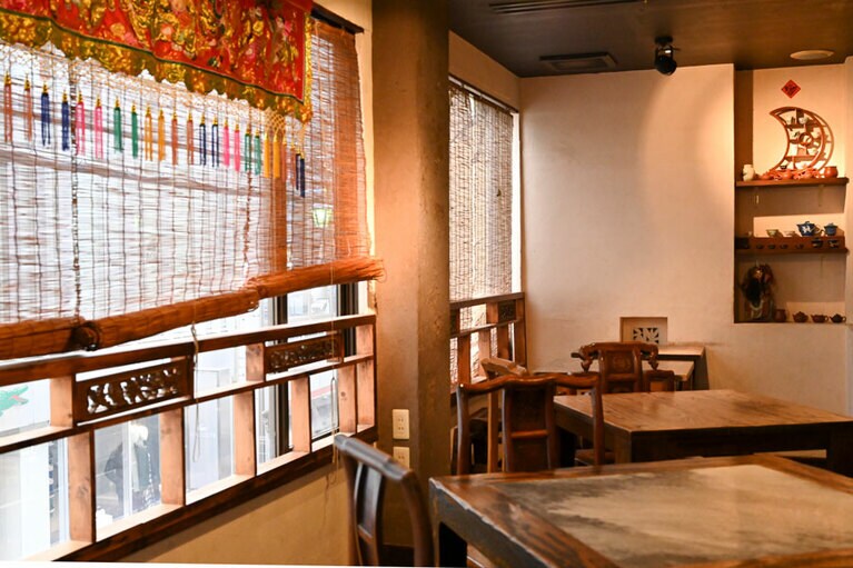 台湾茶藝館 月和茶 (ユエフゥチャ) 。