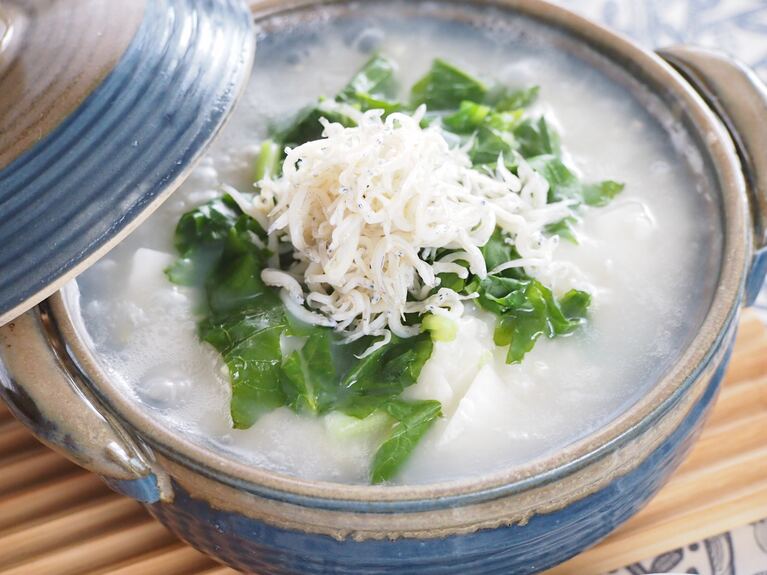 しらすを飾って完成。