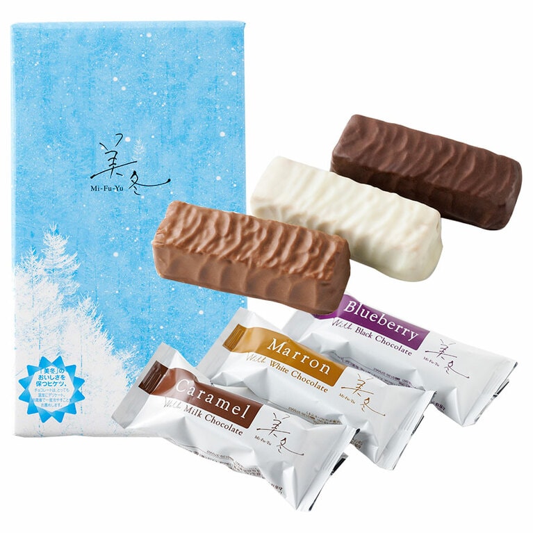 パッケージは北海道の美しい冬の風景を表現。「美冬」（ブルーベリー･キャラメル･マロン）3個入 464円、6個入 896円 ※写真のパッケージは6個入／ISHIYA