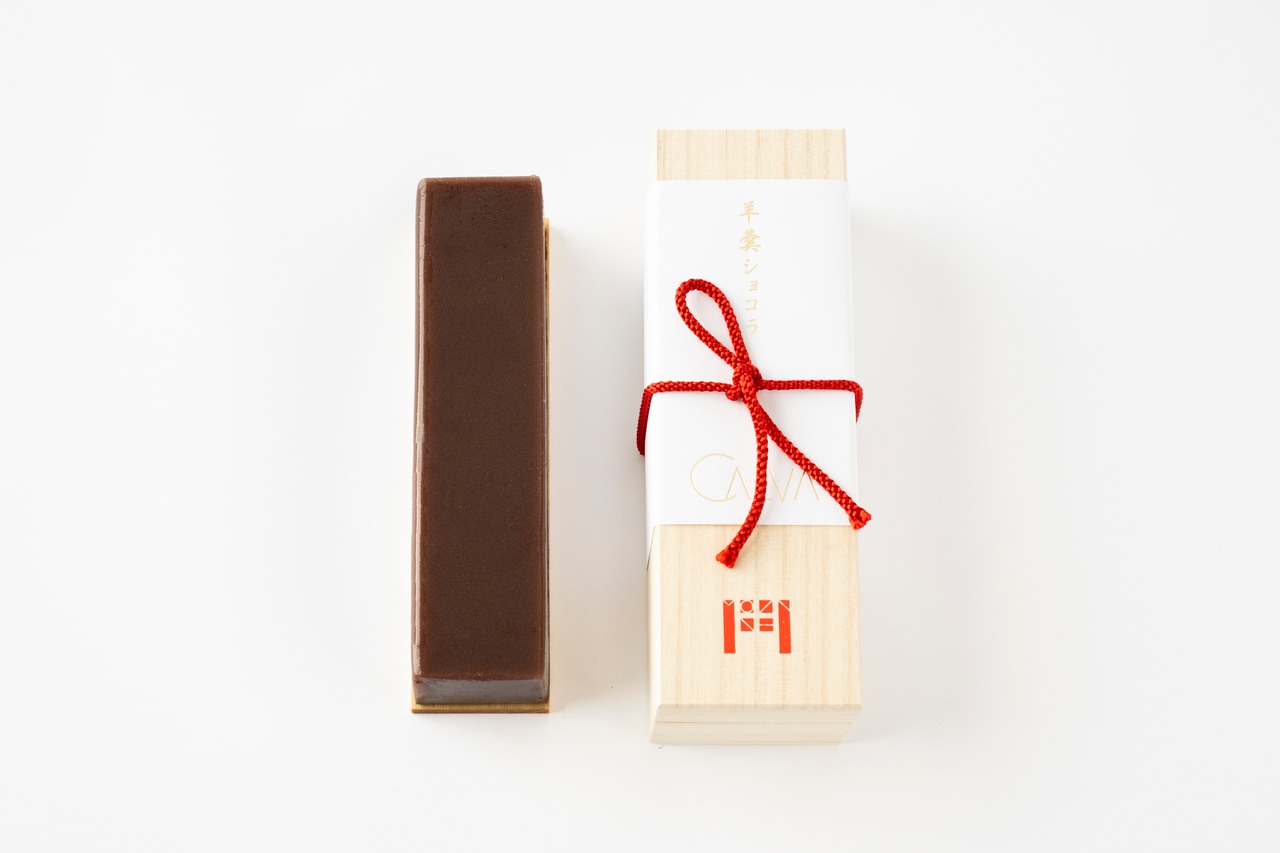 【chocolaterie CALVA】羊羹ショコラ 2,800円。