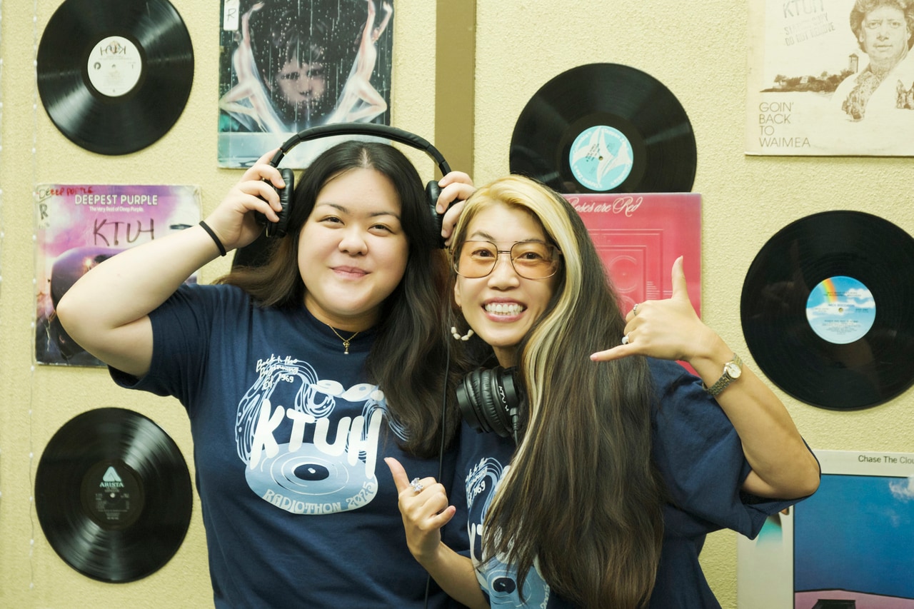左がDJ Angel。