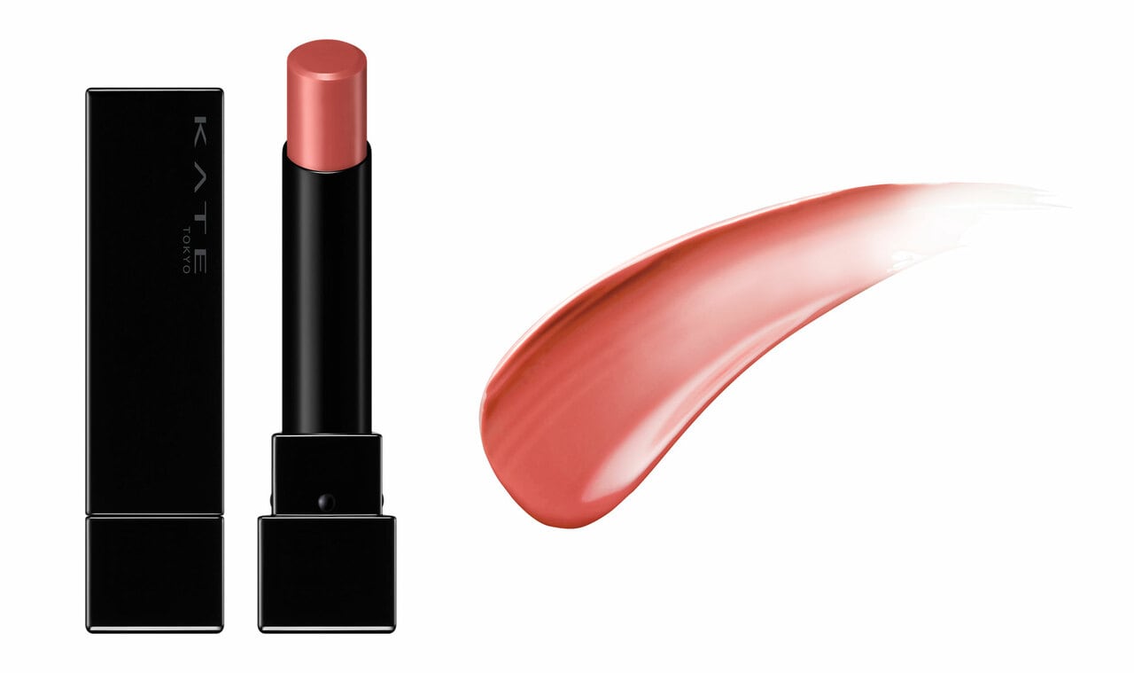 唇から蒸発する水分を密着ジェル膜に変化させるという独自の技術で、長時間の色持ちがかなう大ヒットリップ。甘くてキュートな黄み系ピンクの、18　とろけ落ちる蜜桃 ケイト　リップモンスター 1,540円（編集部調べ）／カネボウ化粧品（1月24日発売）