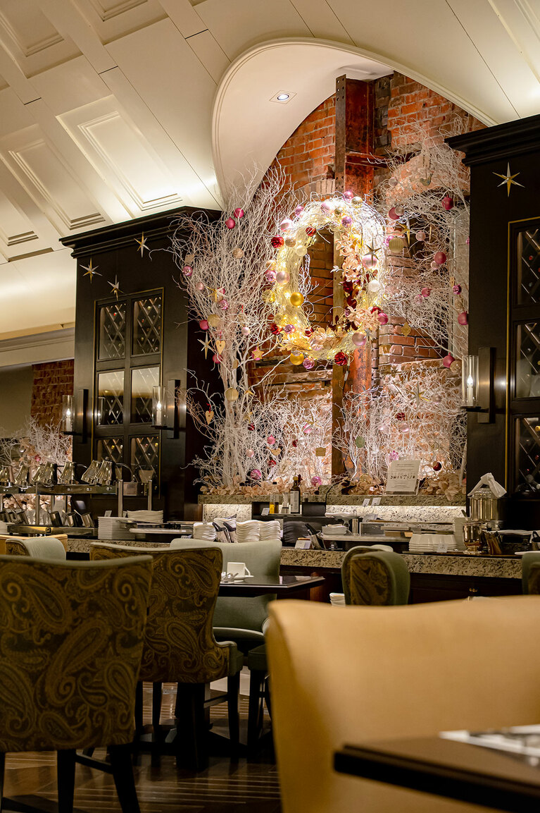 東京ステーションホテルのクリスマスツリー。