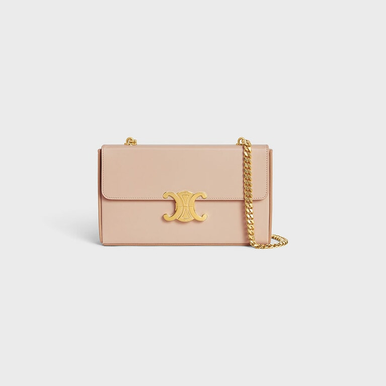 「トリオンフ チェーン ボックス」W22×H13×D4cm　418,000円。カラーはヌード＆ゴールド、ブラック＆シルバーの2色展開。ポップアップ、ポップインストア限定商品。