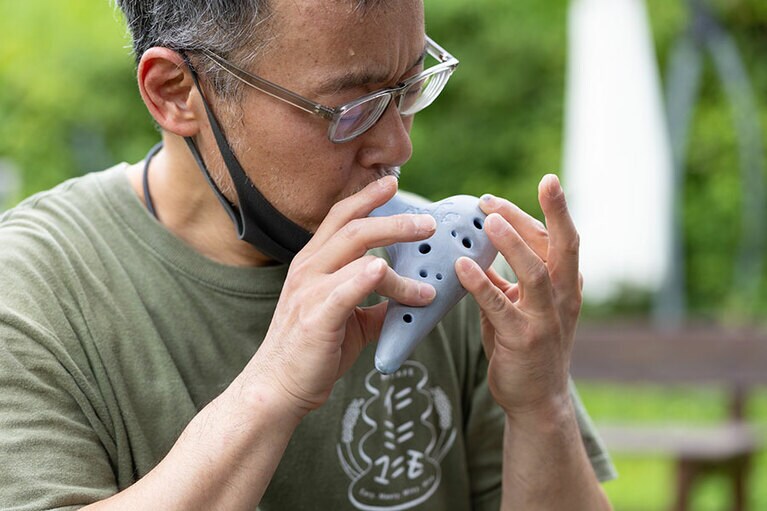 棚田の空気感とオカリナの音色がよく合う。