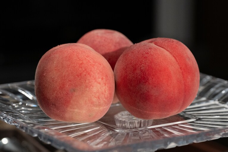 やはりだ人気の桃。