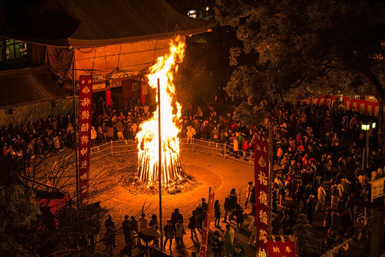 【佐賀県】祐徳稲荷神社 秋季大祭「お火たき神事」。