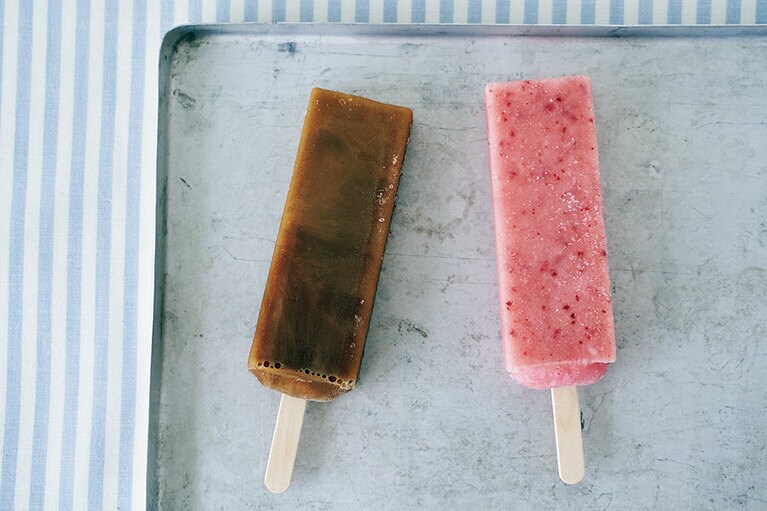 バラエティーキャンデー セットA〈黒糖、田舎しるこ、苺、すもも、バナナ、柚子、苺とミルク 各2本〉4,266円(税、送料込)／久保田食品