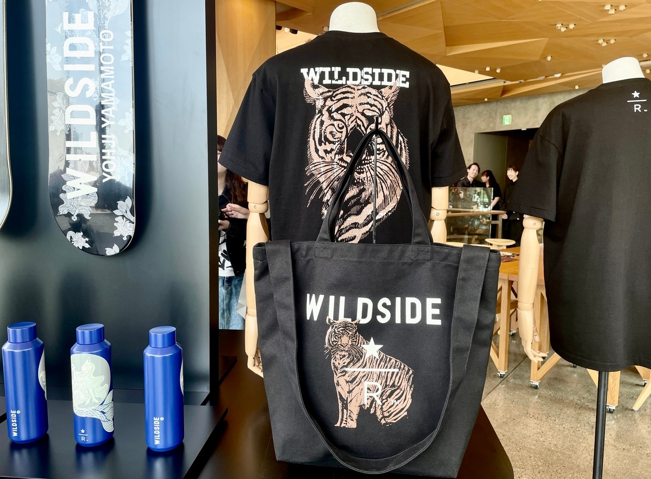 通常のスターバックスのイメージとは異なる、WILDSIDEらしいエッジの効いたコレクション。