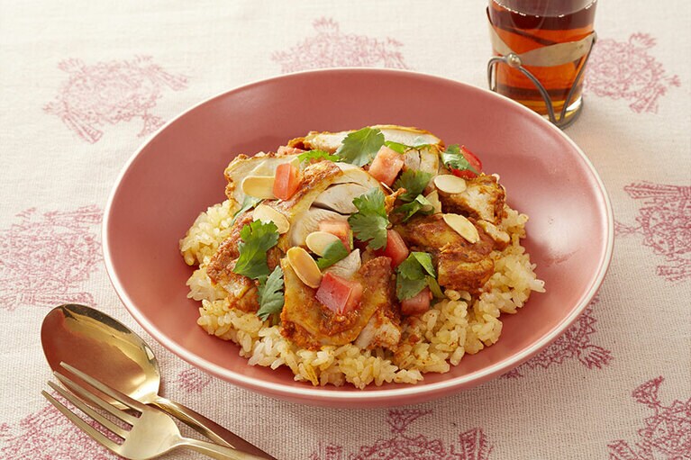 ビリヤニ風炊き込みチキンライス。