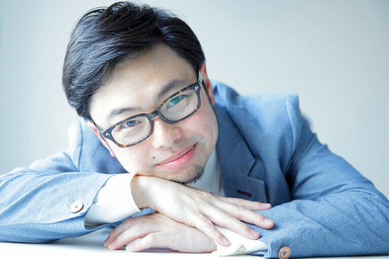 和光OBの俳優・浜野謙太。自分の子どもも和光幼稚園に入学させたという ©文藝春秋