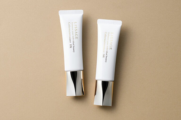 カラーメインテナイザー　DX　SPF23・PA++ 全5色 各30g 各11,000円／カネボウ化粧品