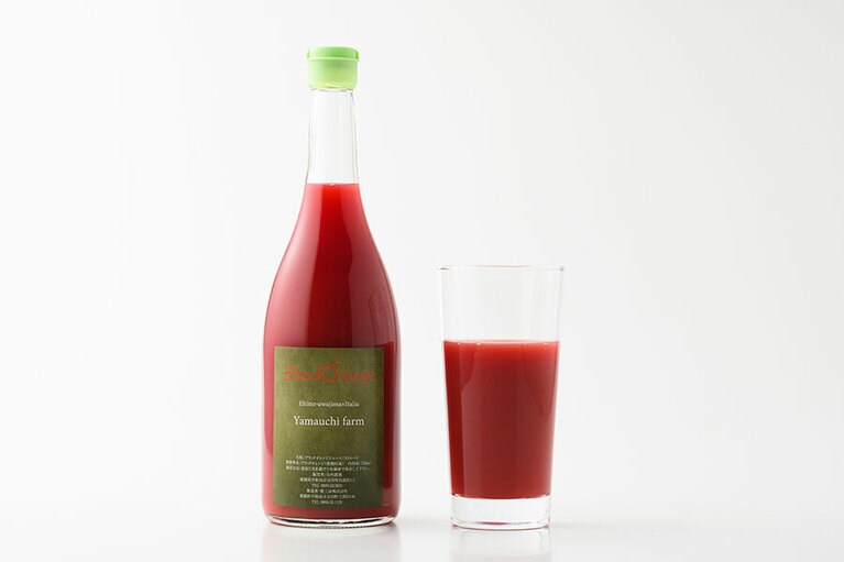 YAMAUCHI FARM /「ブラッドオレンジジュース」3,240円（720ml）。※売り切れ次第終了／愛媛県