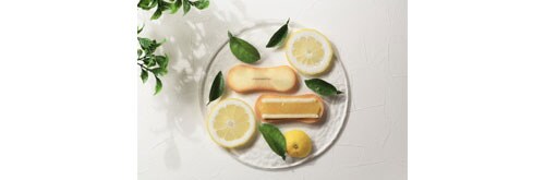 「美結菓 生バターと日向夏あんのふわシャリサンド」1個 350円／MIYUKA