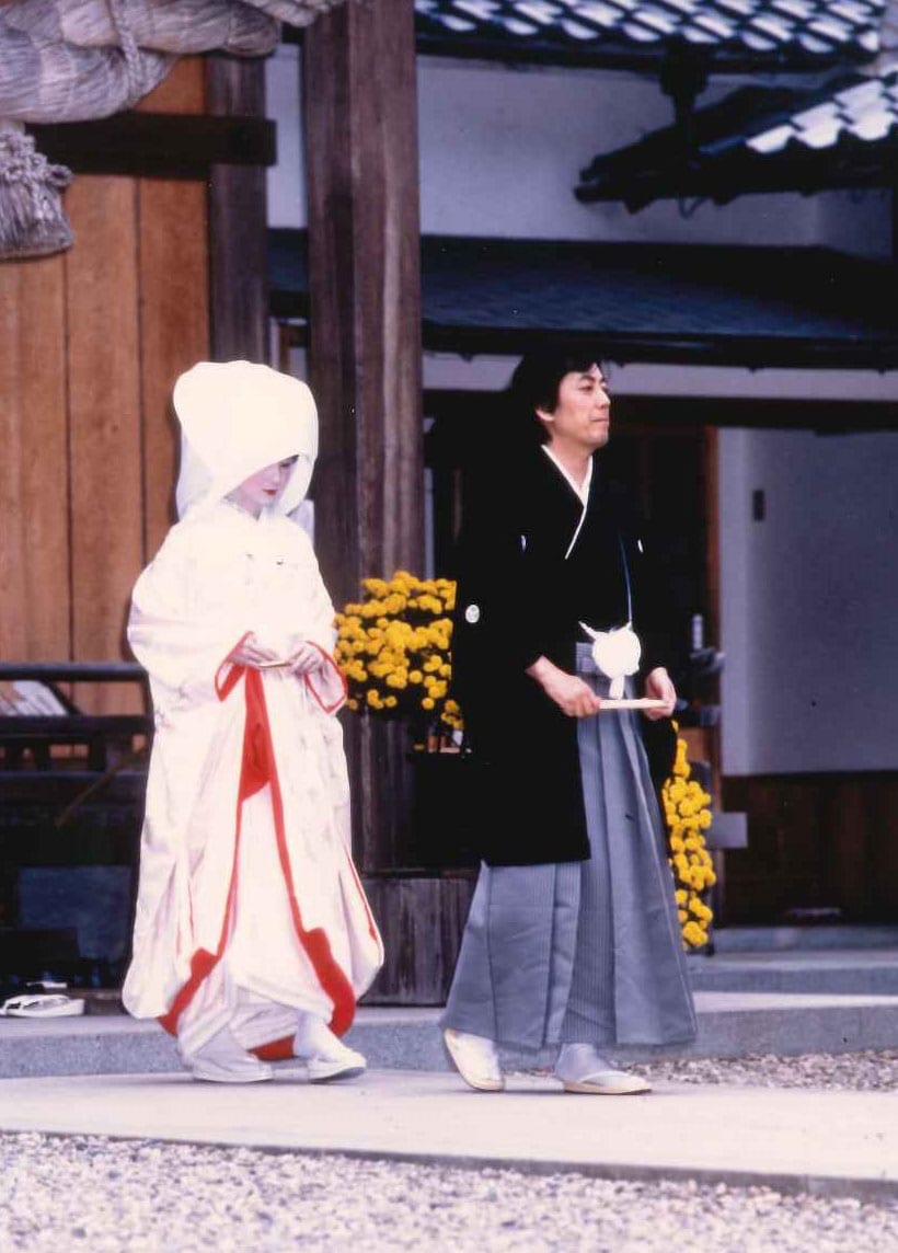 2番目にして現在の妻は、女優の田中裕子。式は1989年に出雲大社で行われた。