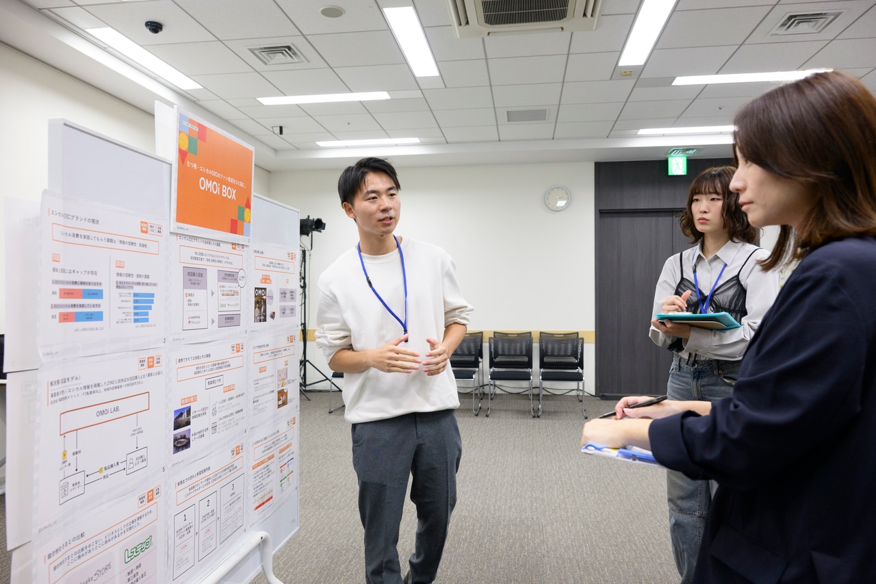 J:COMは、大学生がすでに取り組んでいる活動の発展や、新たな取り組みにチャレンジするきっかけをつくるためこのプロジェクトを立ち上げた。