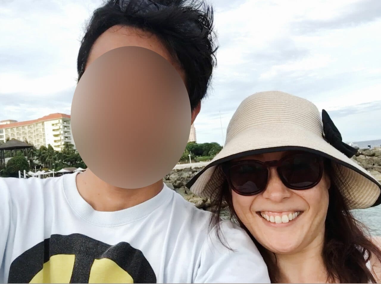 上田さんとパートナー。出会いはお仕事を通じて（本人提供）