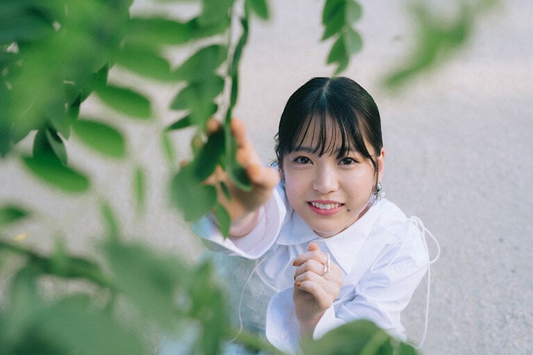 意外にもお酒好きな一面を明かしてくださった中井さん／撮影 文藝春秋