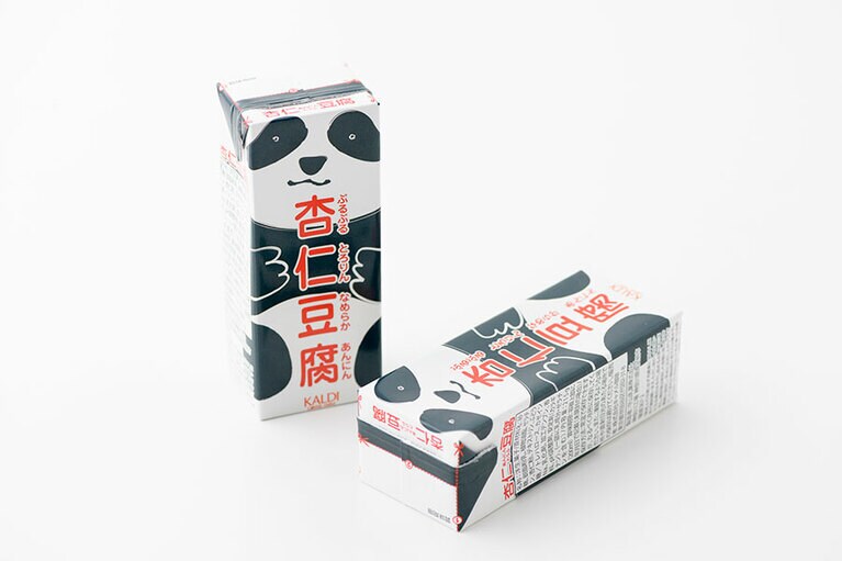 オリジナル パンダ杏仁豆腐 ミニ 180円(200ml)。