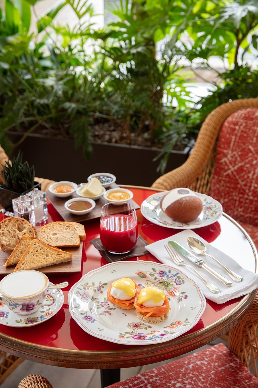 「イル・カフェ」での朝食。オリジナルのマリトッツォも秀逸！