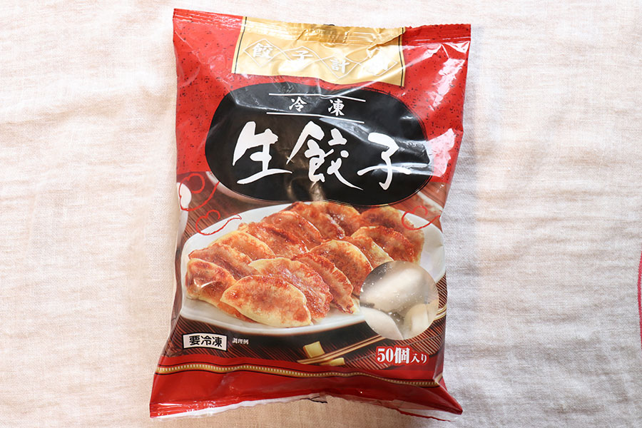 餃子計画 冷凍生餃子 50個入り 1,649円(Amazonでの販売価格、編集部調べ)。1個＝約32円。