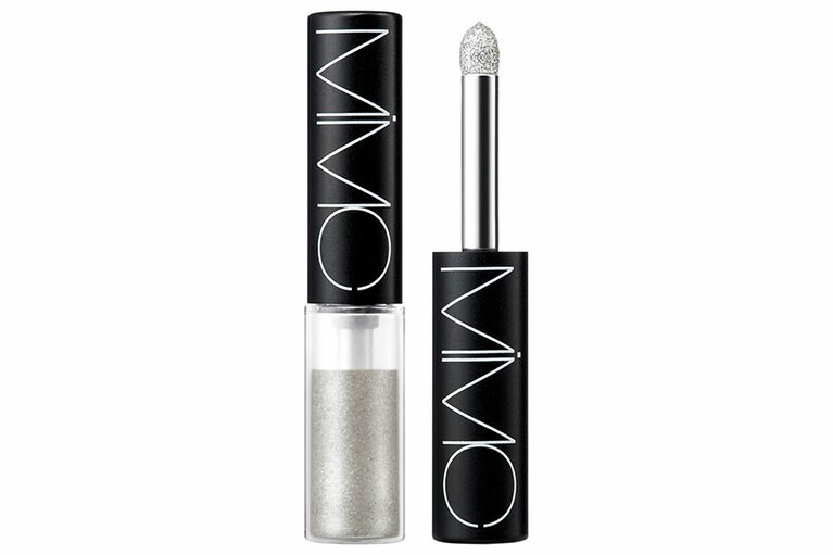 「ミネラルカラーパウダー 224.ムーングロウ」。