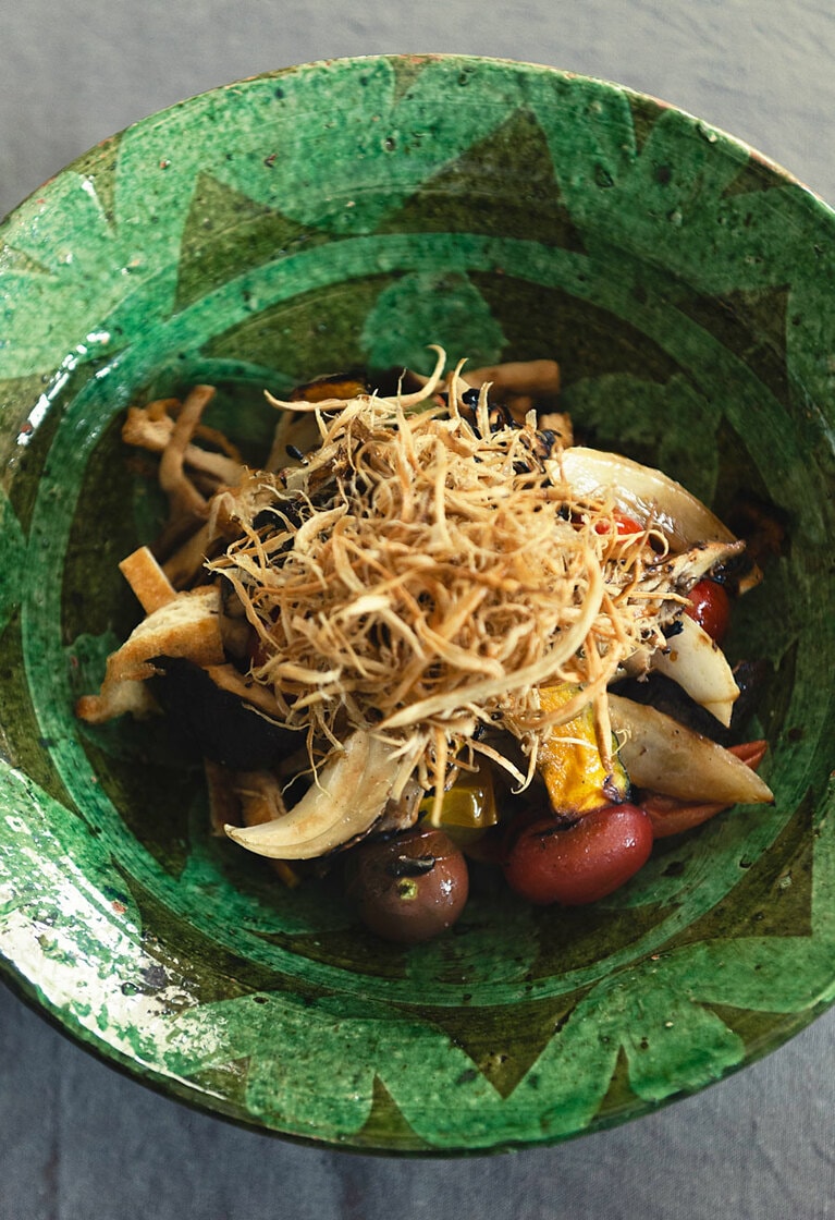 油揚げと焼き野菜のサラダ。