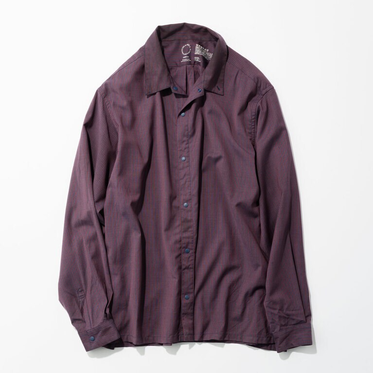 山と道“メリノ シャツ”／26,000円。