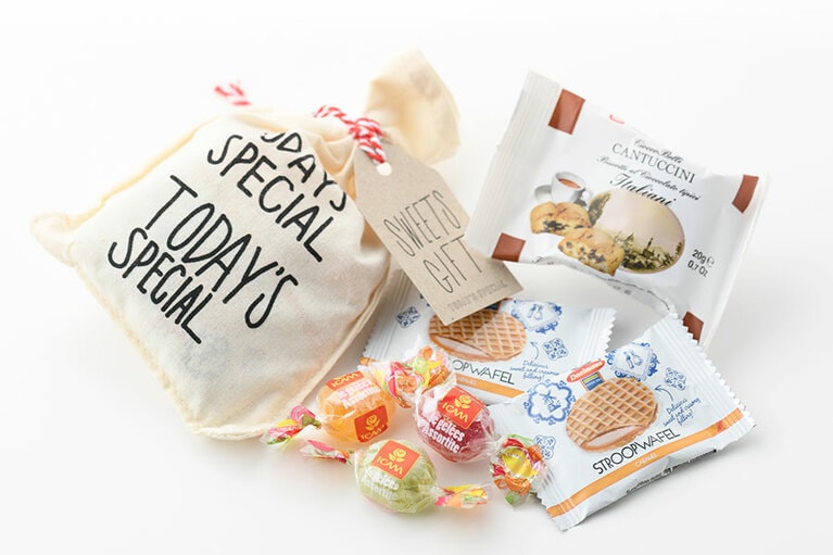 TODAY'S SPECIAL SWEETS BAG 580円。