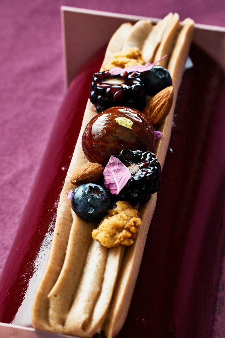 パーク ハイアット 東京「ブッシュ オクシタニー」（18cm／6,800円）。