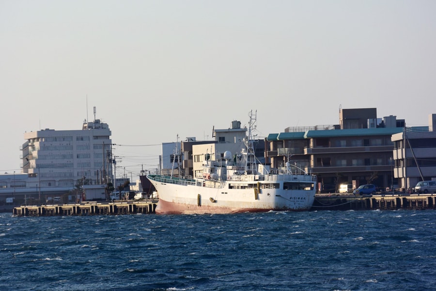 遠洋漁業などの基地として栄えた三崎港。