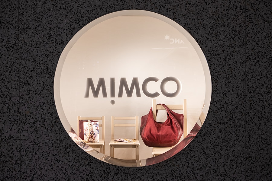 オーストラリア発の人気小物ブランド「MIMCO」や、大手百貨店「マイヤー」「デビッド・ジョーンズ」なども。