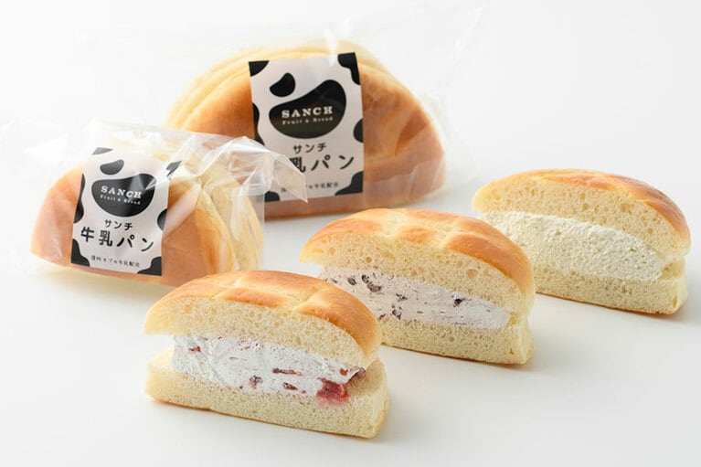 牛乳パン（種類やサイズは店舗により異なる）レギュラー 400円〜、スモール 210円〜／居町ベーカリー＆珈琲ラボ SANCH 長野本店