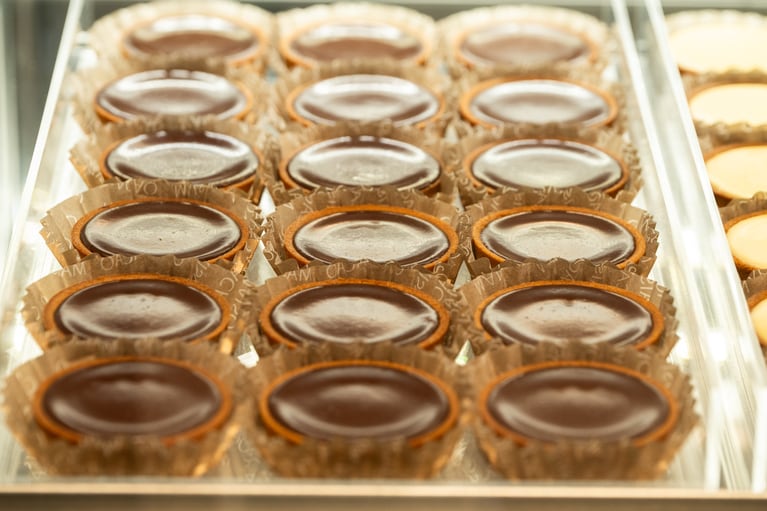 「生チョコタルト テロワール」432円。