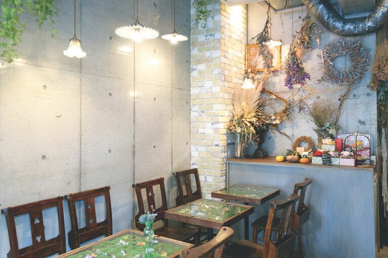 テーブルごとに風景を楽しみたくなってしまう！