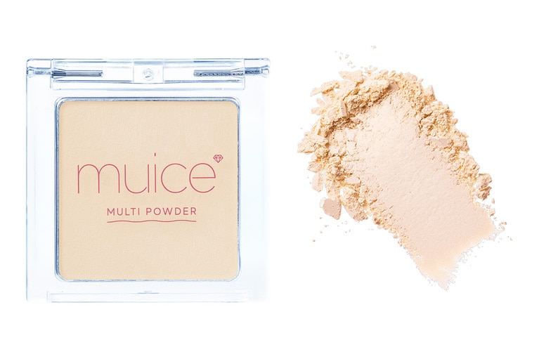 「03 ムラ消しイエロー」。白みがある明るいイエローは、クマ消しや赤味のカバーに。