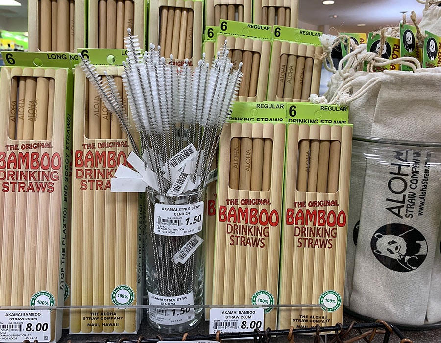 竹のストローも販売されている。