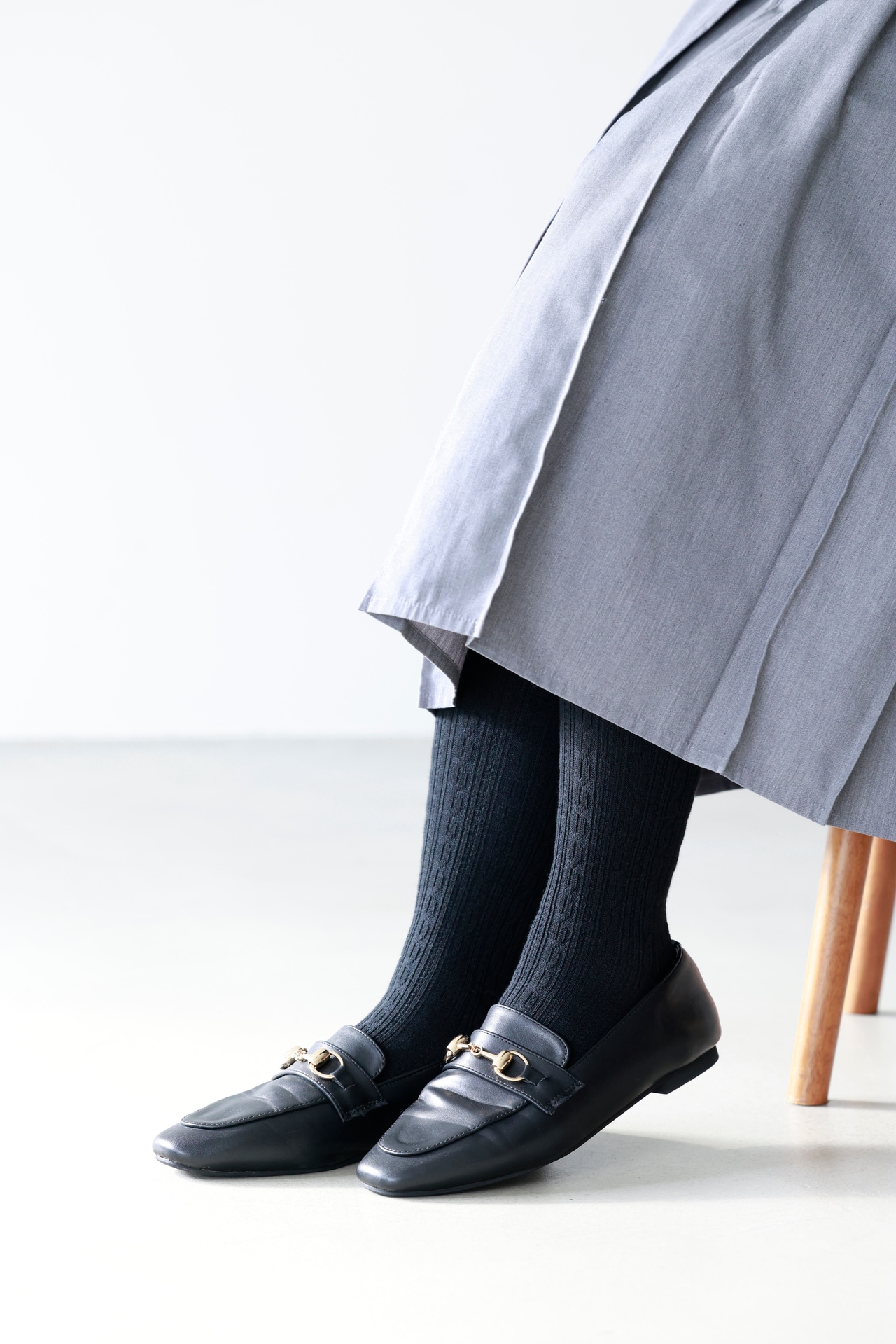 綿混ケーブル タイツ 3,080円／靴下屋