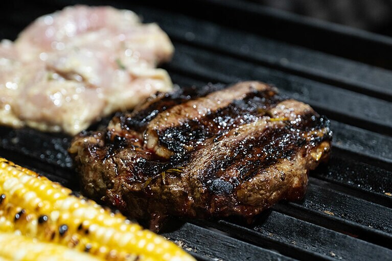 バーベキュー。