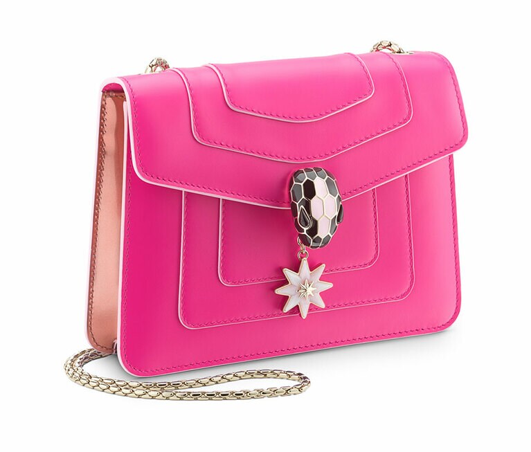 【バッグ カーフ】フラッシュアメシスト W20 x H14 x D4.5cm 各298,000円。